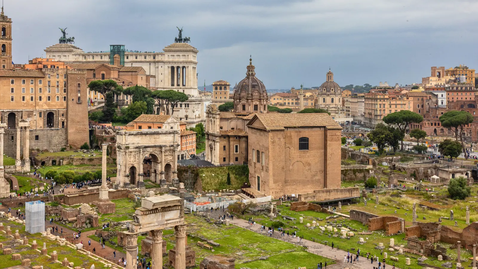 Gdzie spać w Rzymie Forum Romanum