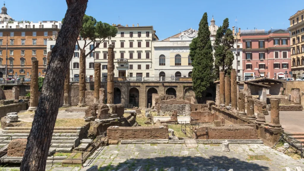 Largo di Torre Argentina